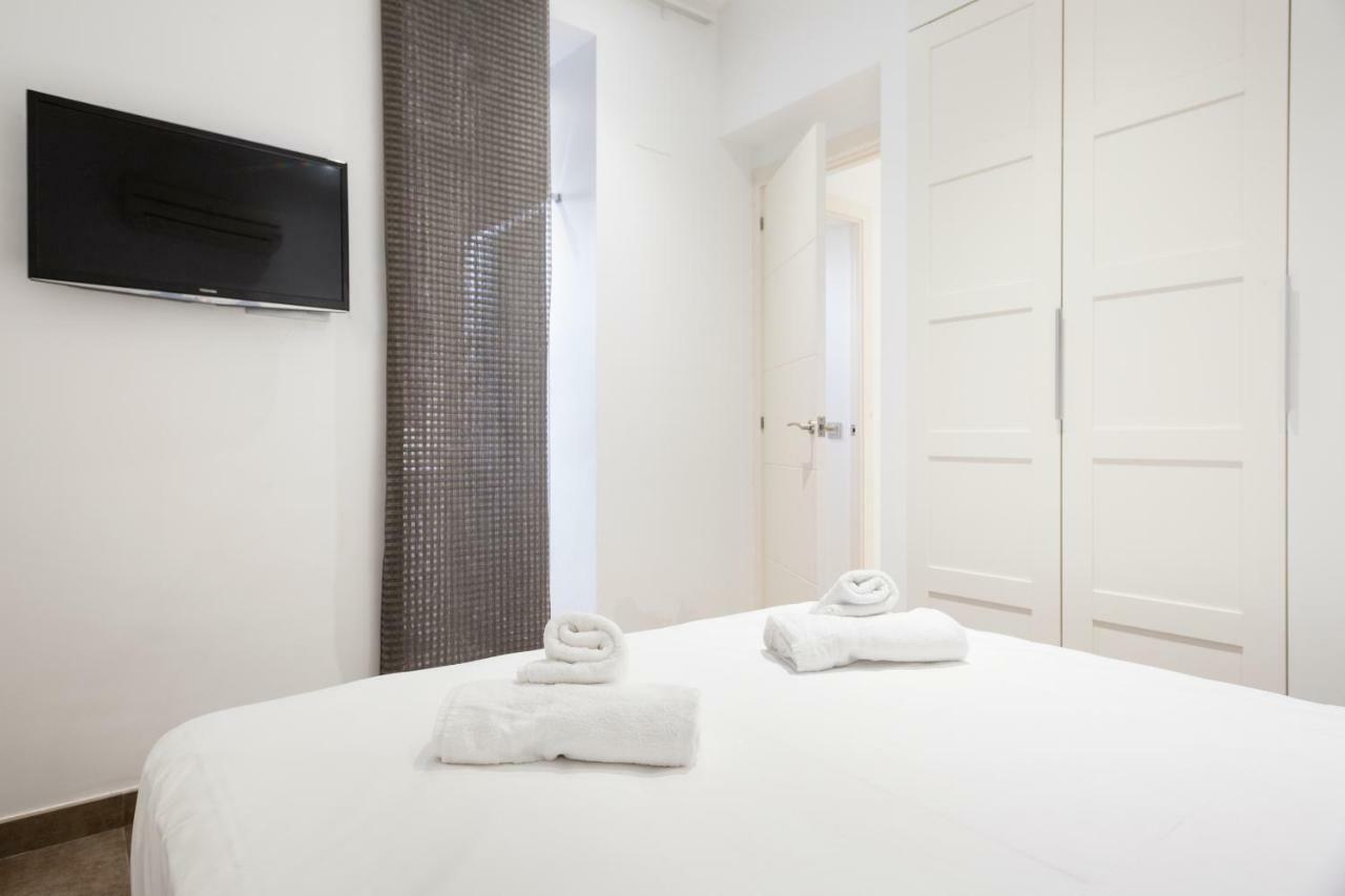 Stay U-Nique Apartments Eixample Center Barcelona Eksteriør bilde